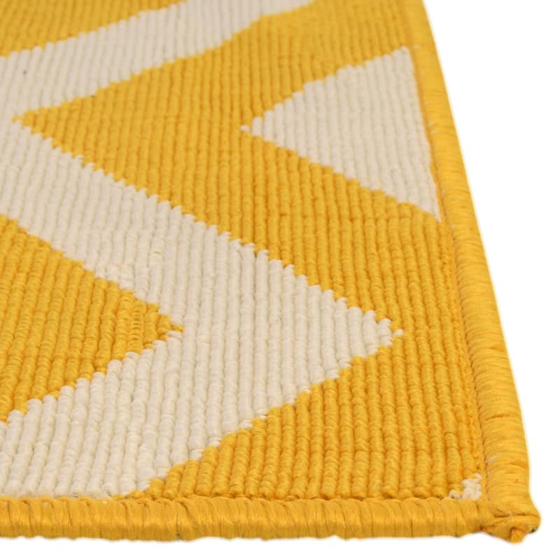 Outdoor Trisha Collection Area Rug