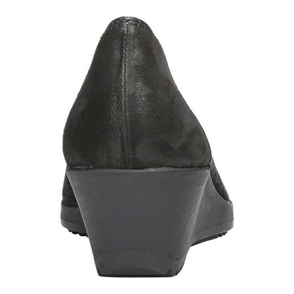 naturalizer betina wedge