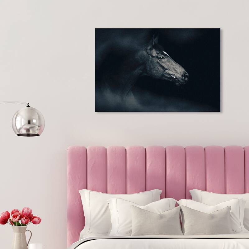 Wynwood Studio Canvas Animals Has to be to Win Black and Modern & Contemporary Wall Art Canvas Print - 20 x 30