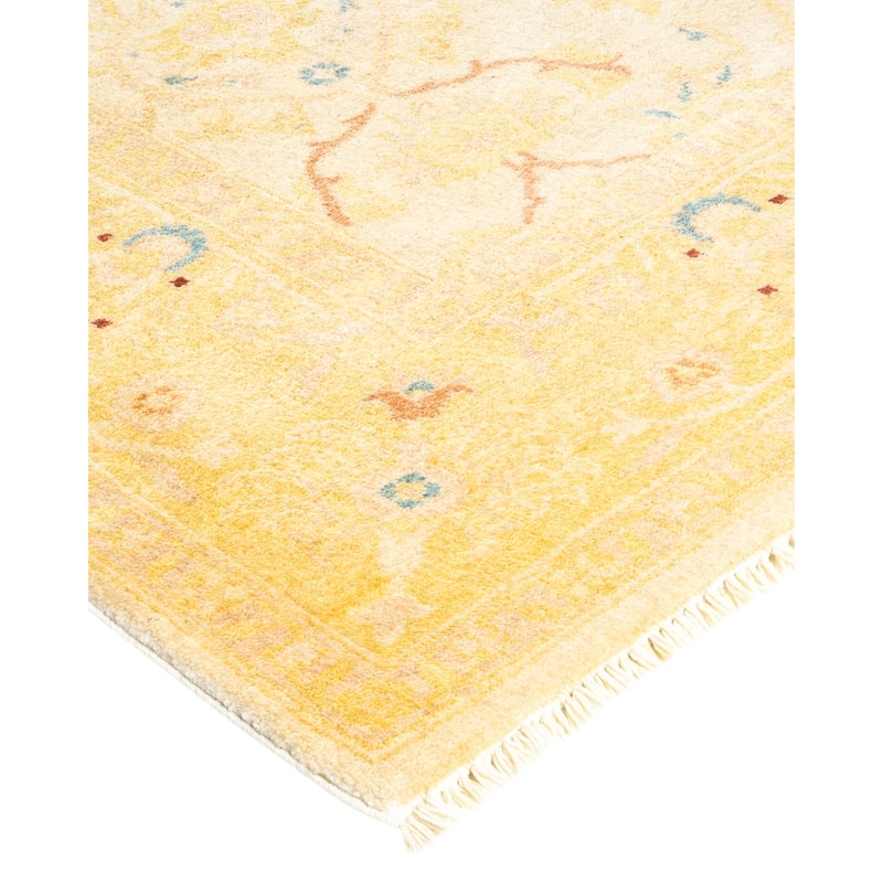 Overton Handknotted Wool Contemporary Floral Ivory Area Rug - 6' x 9'