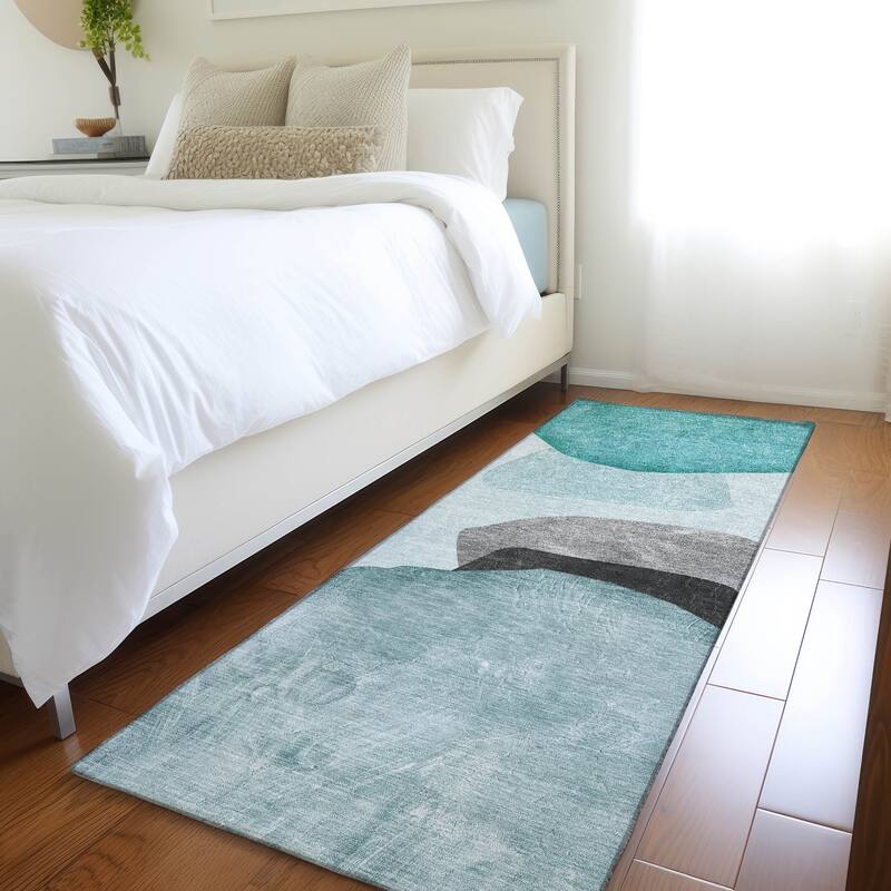 Machine Washable Indoor/ Outdoor Modern Abstract Chantille Rug