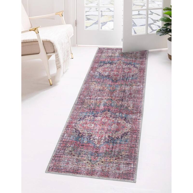 Traditional Shara Collection Area Rug - 2'x7'10" - Multi