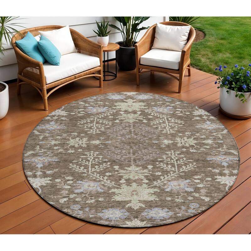 HomeRoots Floral Transitional Rectangle Outdoor Rug - 8' Round
