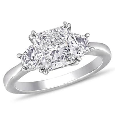 Miadora 2 1/2ct TDW Radiant Cut and Trapezoid Diamond 3-Stone Engagement Ring in 18k White Gold