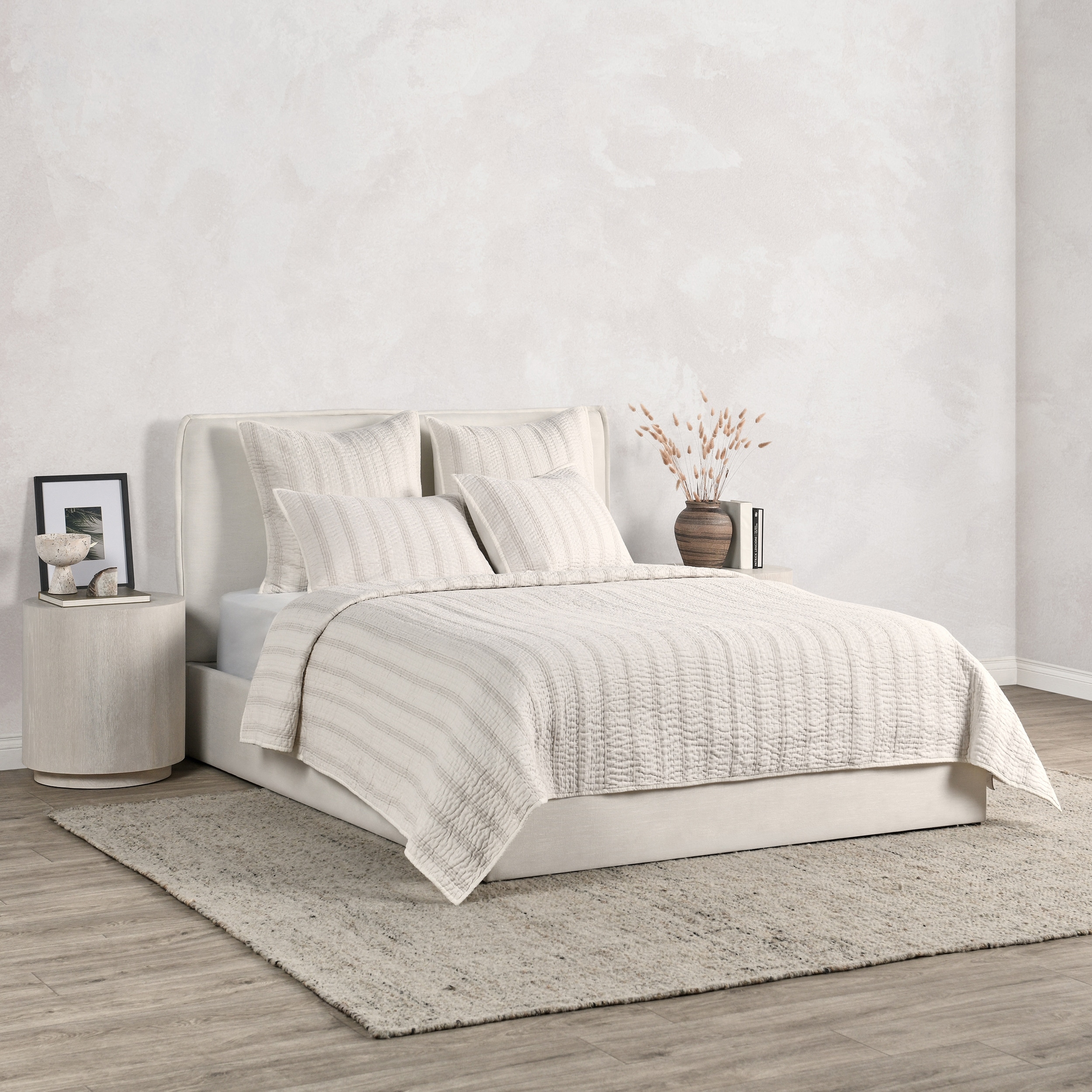 Villa by Classic Home Abraham Cotton Linen Quilt