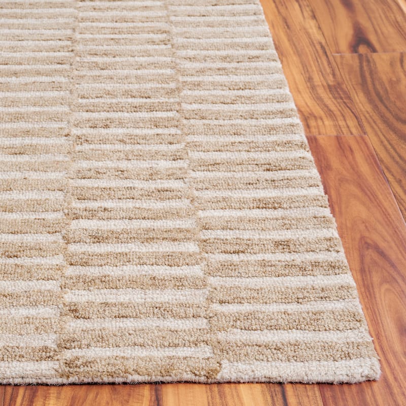 SAFAVIEH Hand-Tufted Ebony Eiliv Modern & Contemporary Wool Rug