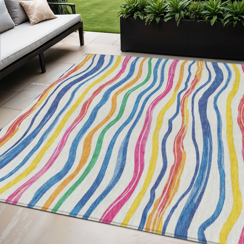 HomeRoots Striped Transitional Rectangle Outdoor Rug - Blue/Ivory - 5' X 8'