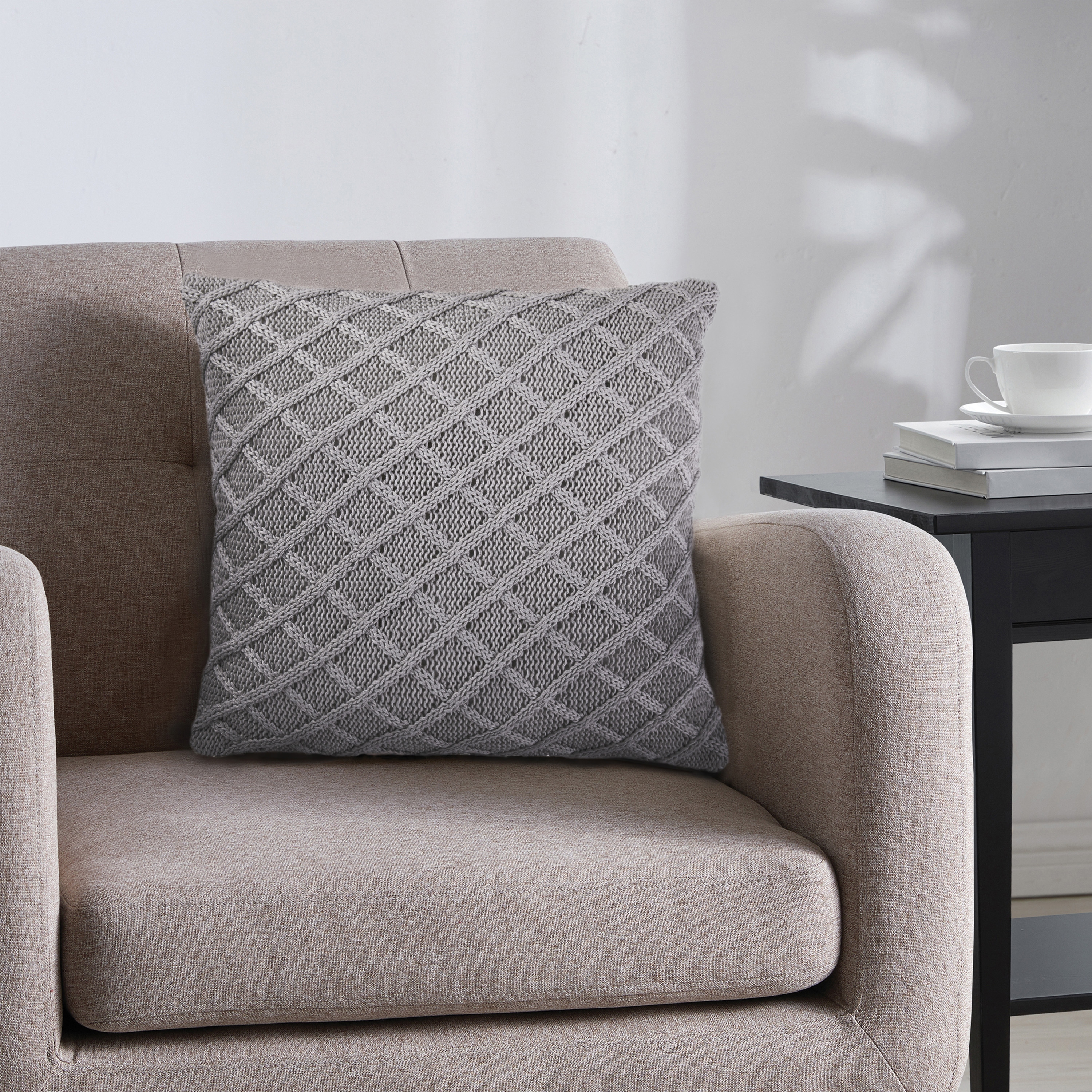 Tahari home bed sales pillows