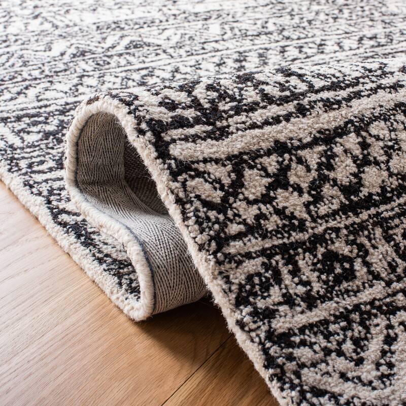 SAFAVIEH Handmade Micro-Loop Ayelet Transitional Wool Rug-