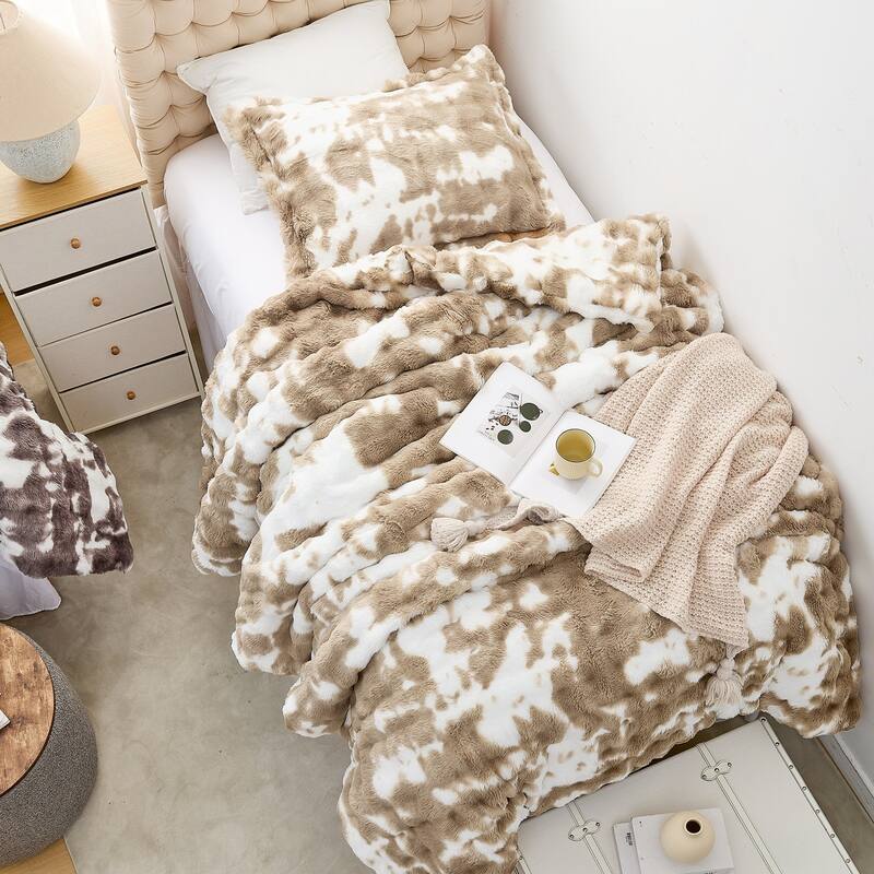 Chunky Bunny Spotty - Coma Inducer® Oversized Comforter Set