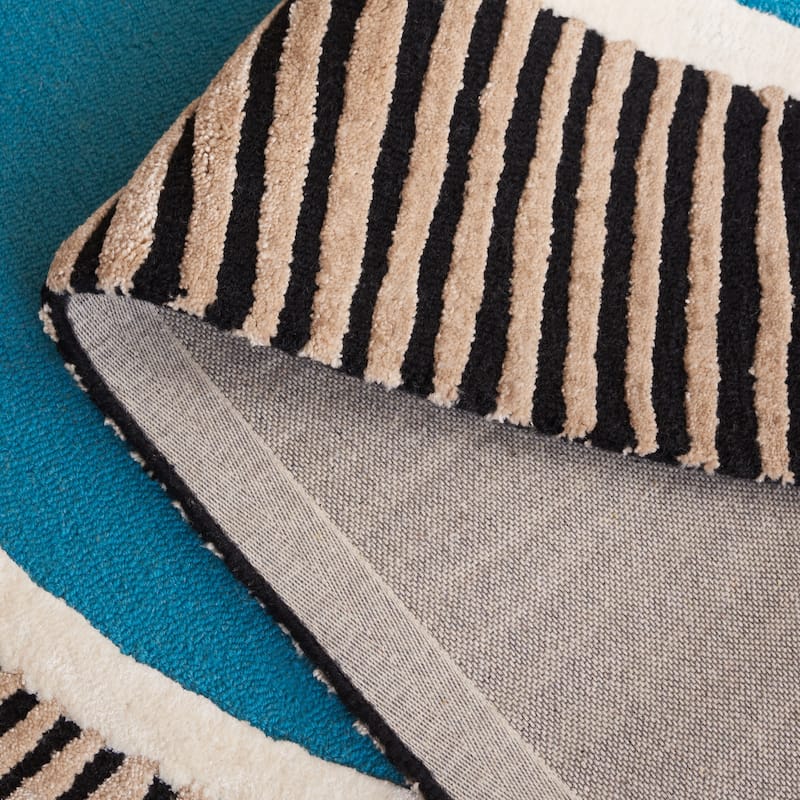 SAFAVIEH Hand-Tufted Fifth Avenue Hermien Mid-Century Modern Wool Rug