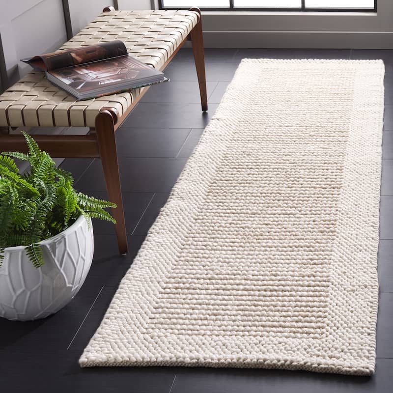 SAFAVIEH Handmade Natura Hendrien Farmhouse Wool Rug - 2'3" x 7' Runner - Ivory