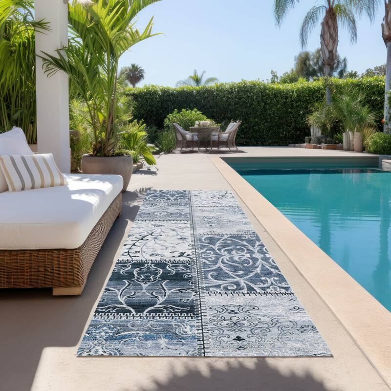 Mane Patchwork Weather Resistant Blended Style Outdoor Rug