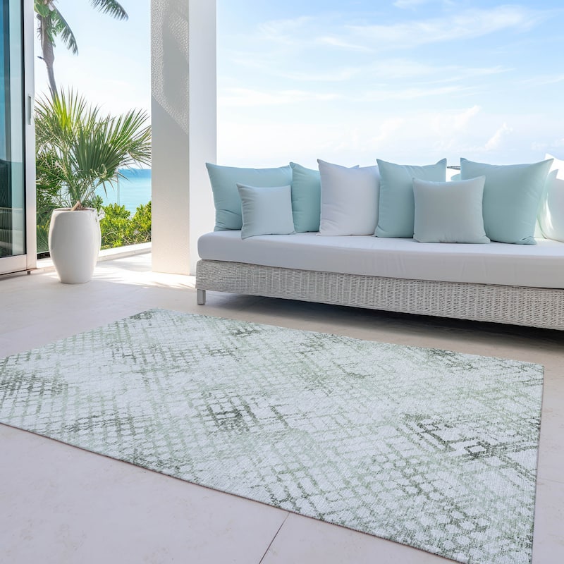Machine Washable Indoor/ Outdoor Chantille Distressed Trellis Rug - Green - 8' x 10'