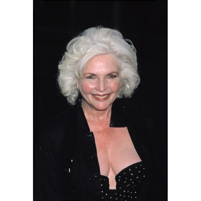 Fionnula Flanagan At The Premiere Of The Others 8022001 Nyc By Cj Contino Celebrity Overstock 24404837