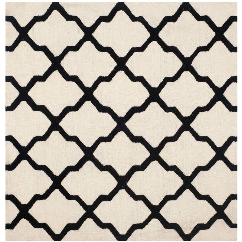 SAFAVIEH Handmade Cambridge Eirny Moroccan Trellis Wool Rug - 6' Square - Ivory/Black