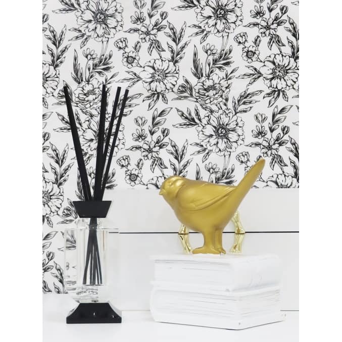 Lilly of the Valley Scented Crystal Reed Diffuser with Black Accents - 2.5"L x 2.5"W x 5"H