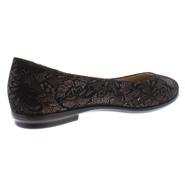 cushioned black flats