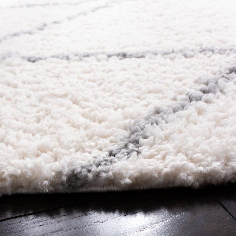 SAFAVIEH Parma Shag Sinda Trellis 1.2-inch Thick Rug