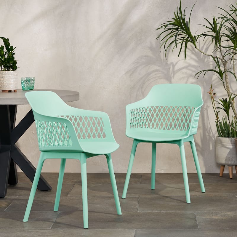 Roomfitters Outdoor Plastic Chairs with Lattice Back, Lightweight Patio Seating Set of 2, Modern Style