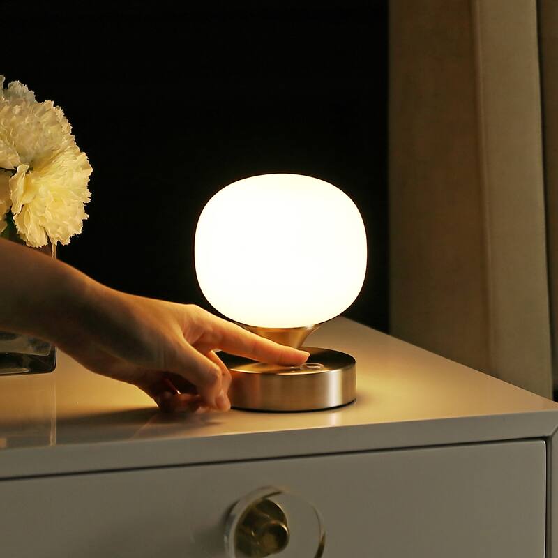 Zoe 6.13" Bohemian Farmhouse Iron Wireless Rechargeable Integrated LED Table Lamp, Oil Rubbed Bronze/White by JONATHAN Y