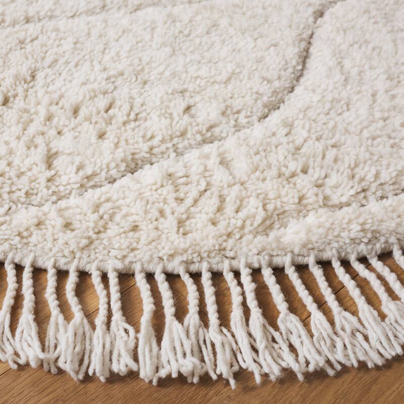 SAFAVIEH Hand-Woven Vermont Krystal Transitional Wool Rug