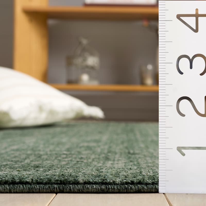 SAFAVIEH Vintage Overdye Ietie Rug