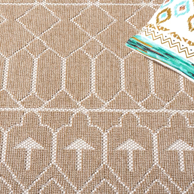 SAFAVIEH Global Janja Indoor /Outdoor Waterproof Rug