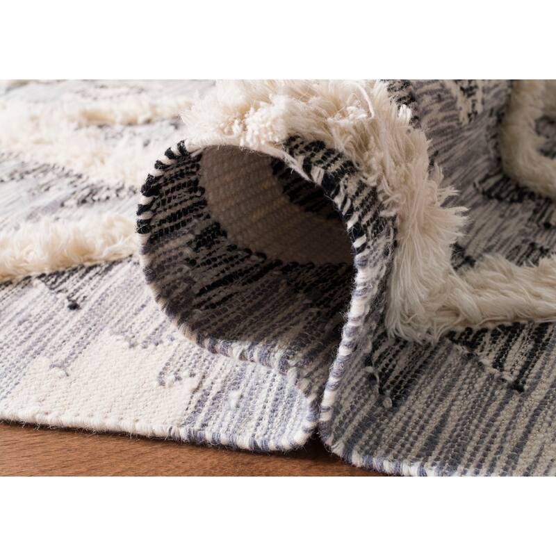 SAFAVIEH Hand-knotted Kenya Arlenne Southwestern Tribal Wool Rug
