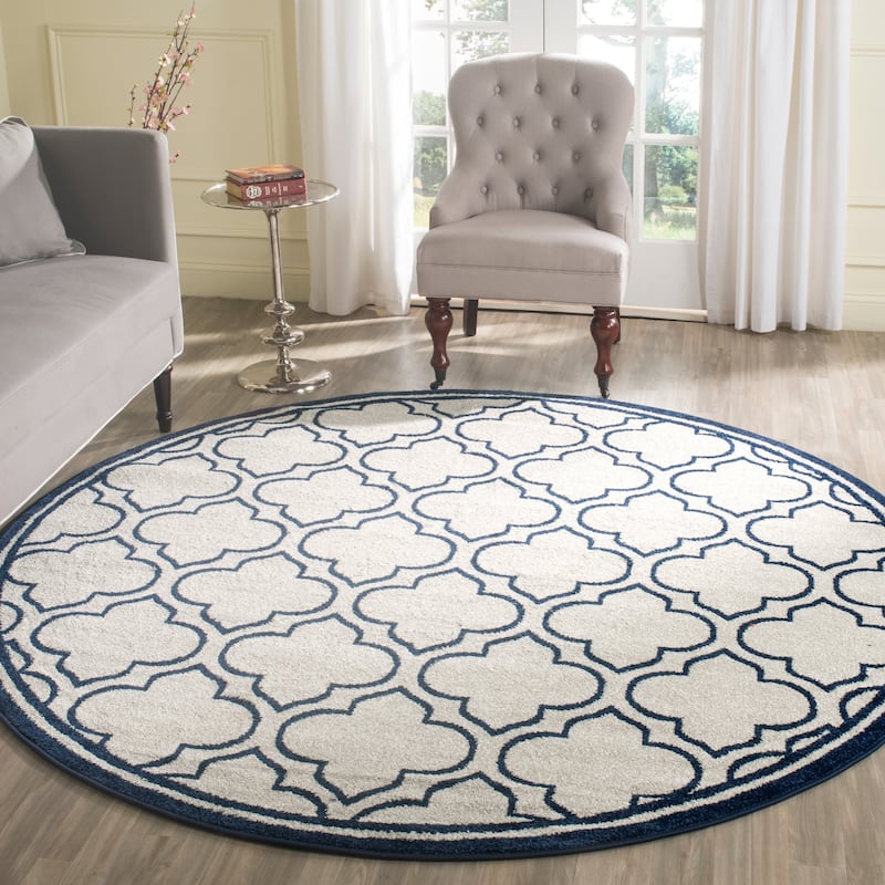 SAFAVIEH, Amherst Doraline Modern Rug - 7' Round - Ivory/Navy