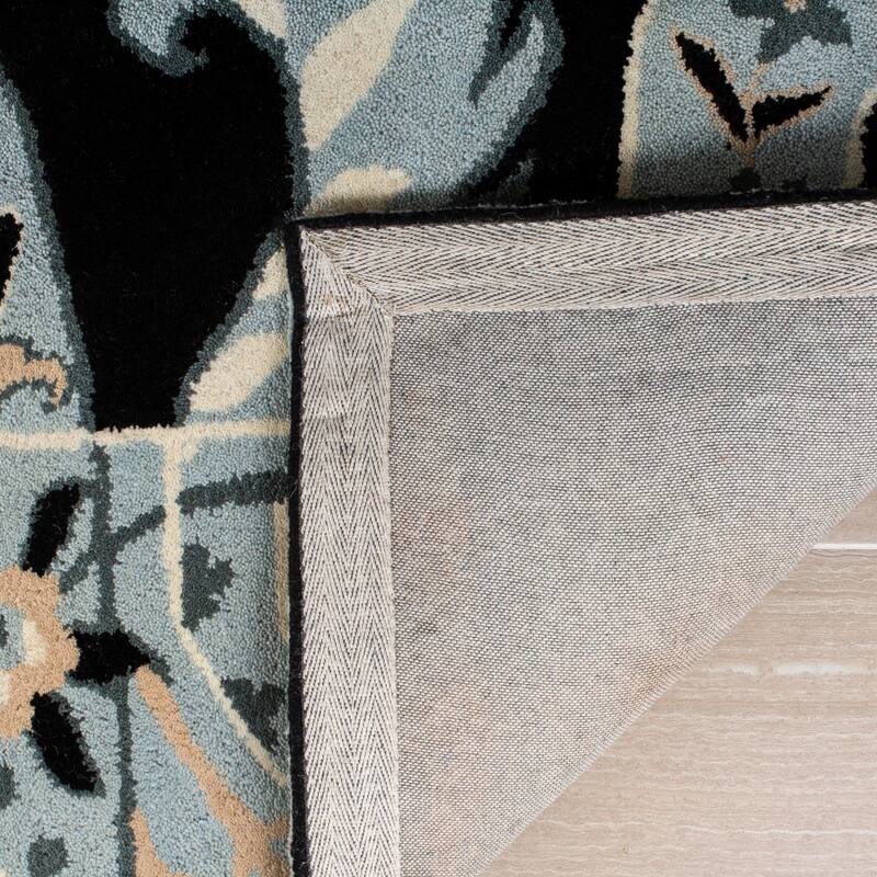 SAFAVIEH Handmade Wyndham Dragana Modern Wool Rug