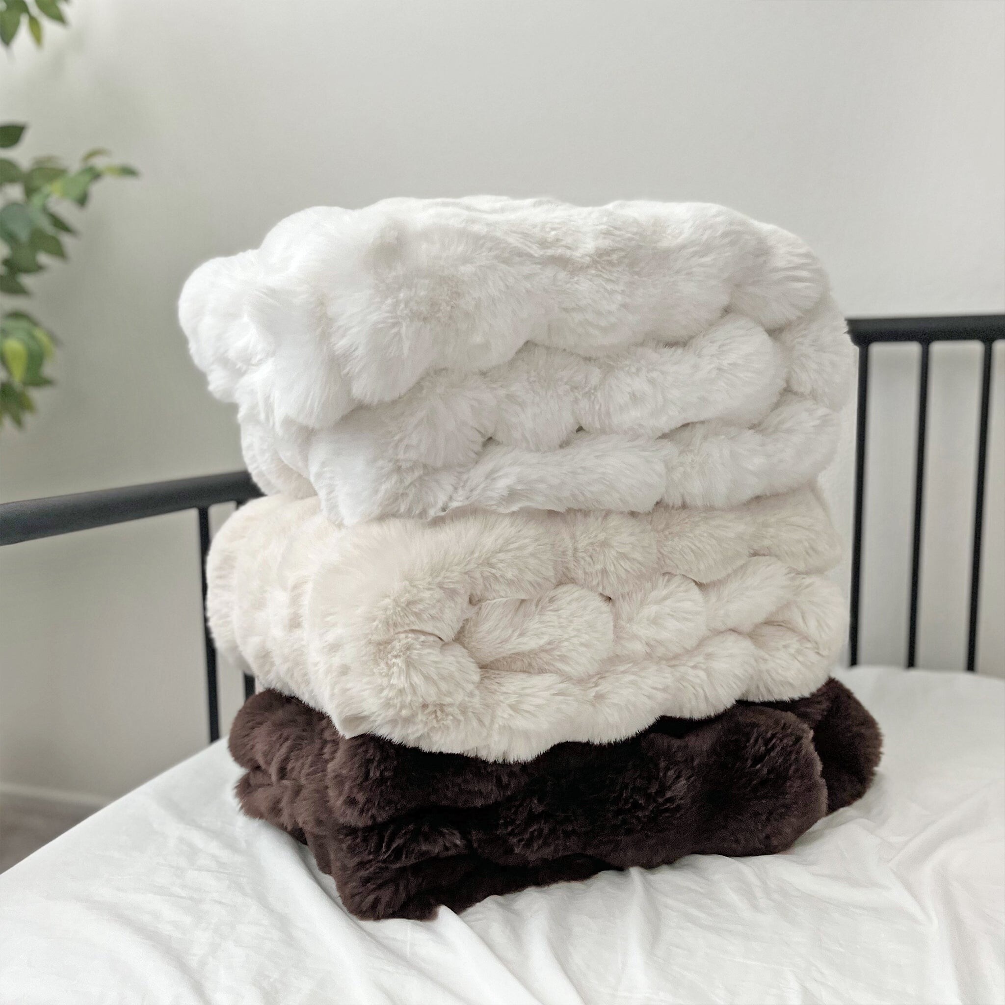 Cabin Lodge Blankets and Throws Shop our Best Bedding Deals Online at Bed Bath Beyond