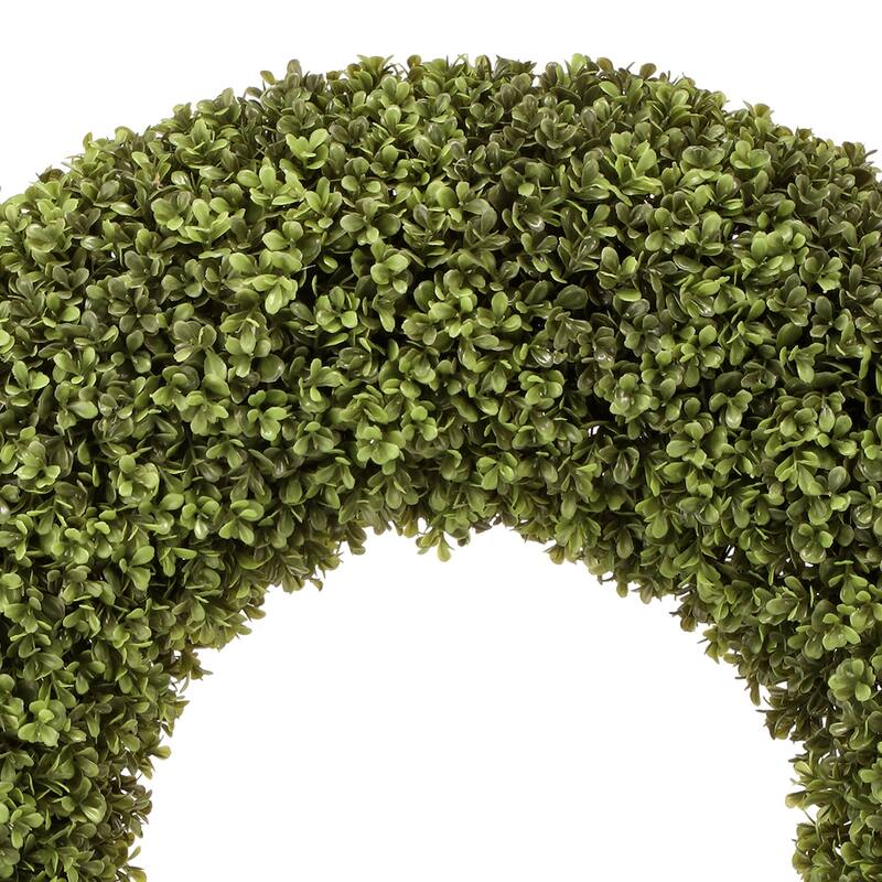 Spring Boxwood Wreath 28"