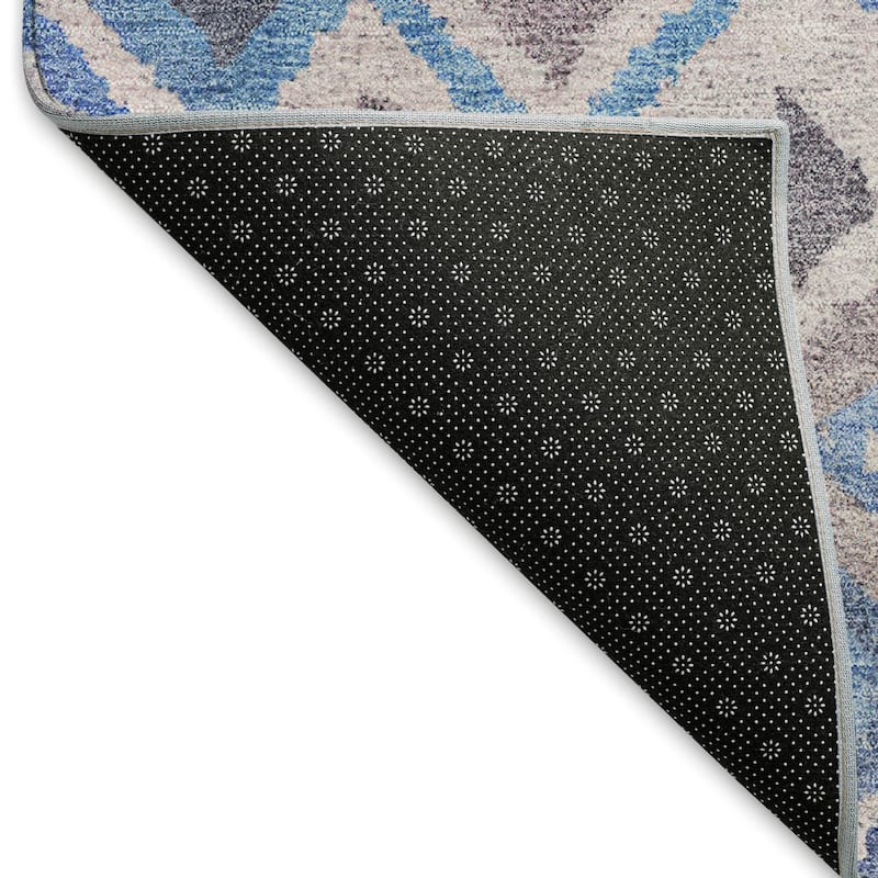 Machine Washable Indoor/ Outdoor Boho Moroccan Chantille Rug