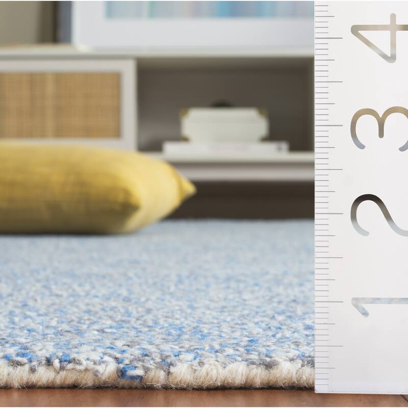 SAFAVIEH Handmade Renewal Bharat Wool Rug