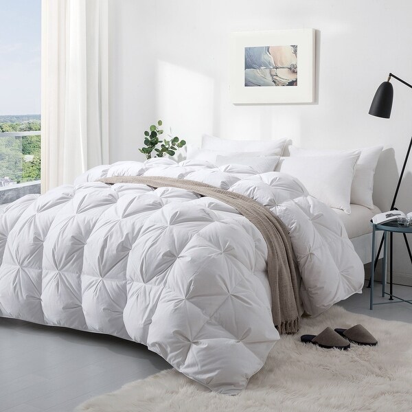 White Goose Down Winter Comforter 