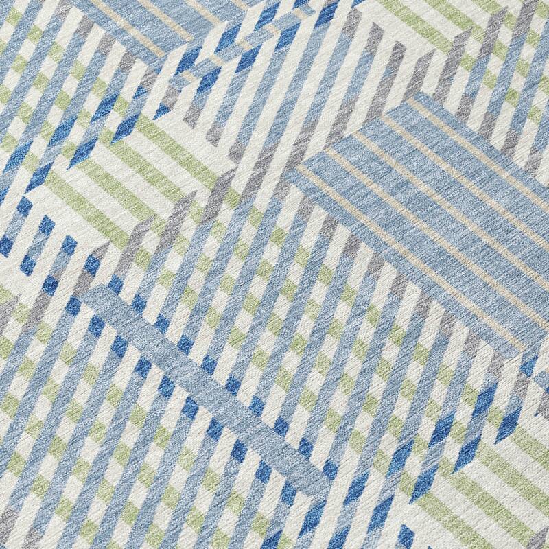 HomeRoots Plaid Transitional Rectangle Outdoor Rug