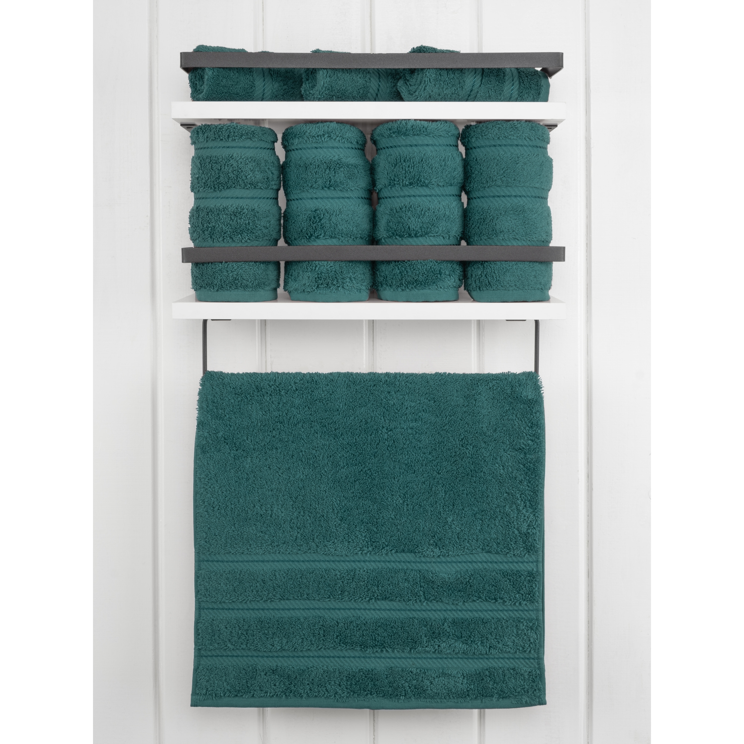 https://ak1.ostkcdn.com/images/products/is/images/direct/d274da15121422be4b255e818529a28aebc7053b/American-Soft-Linen-4-Piece-Turkish-Hand-Towel-Set.jpg