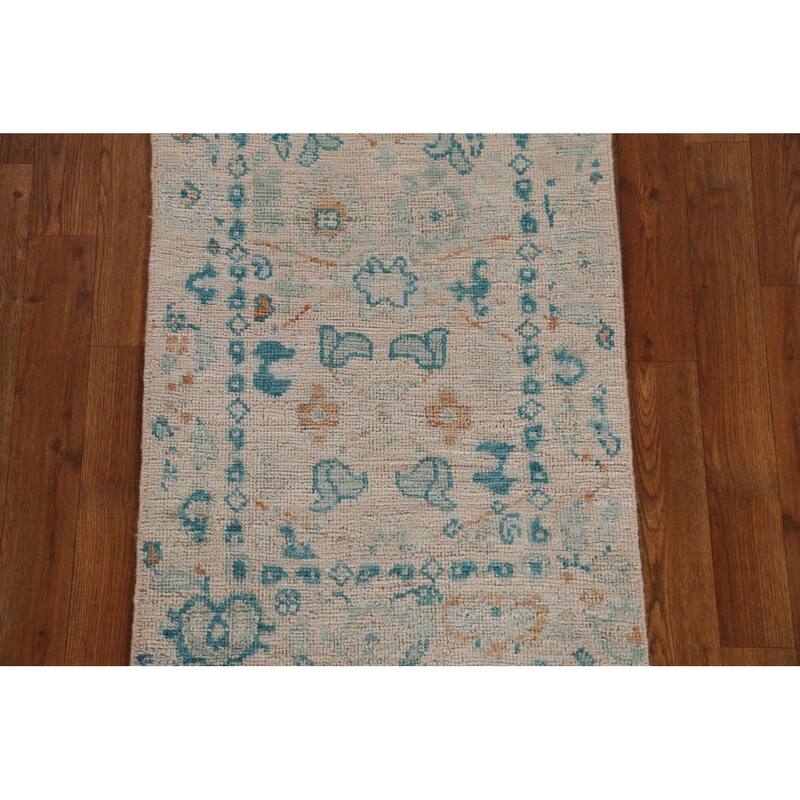Hand Knotted Oriental 100% Wool Carpet Transitional Geometric Beige & Ivories Oushak Area Rug - 2' 11'' X 1' 11''
