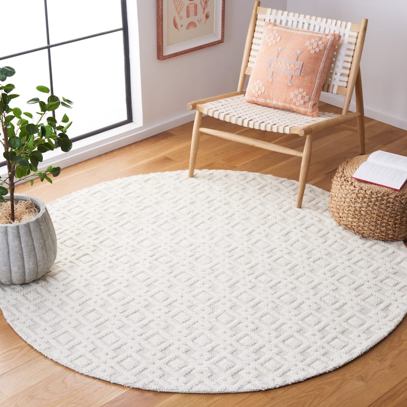 SAFAVIEH Vermont Handmade Meda Geometric Wool Area Rug - 8' Round - Ivory