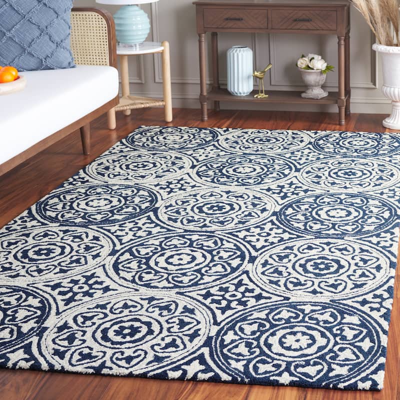 SAFAVIEH Handmade Metro Zemrije French Country Wool Rug - 6' Square - Blue/Ivory