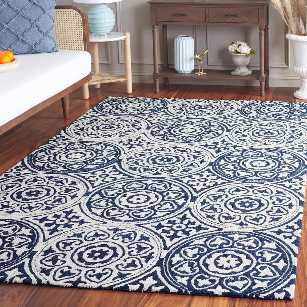 SAFAVIEH Handmade Metro Zemrije French Country Wool Rug