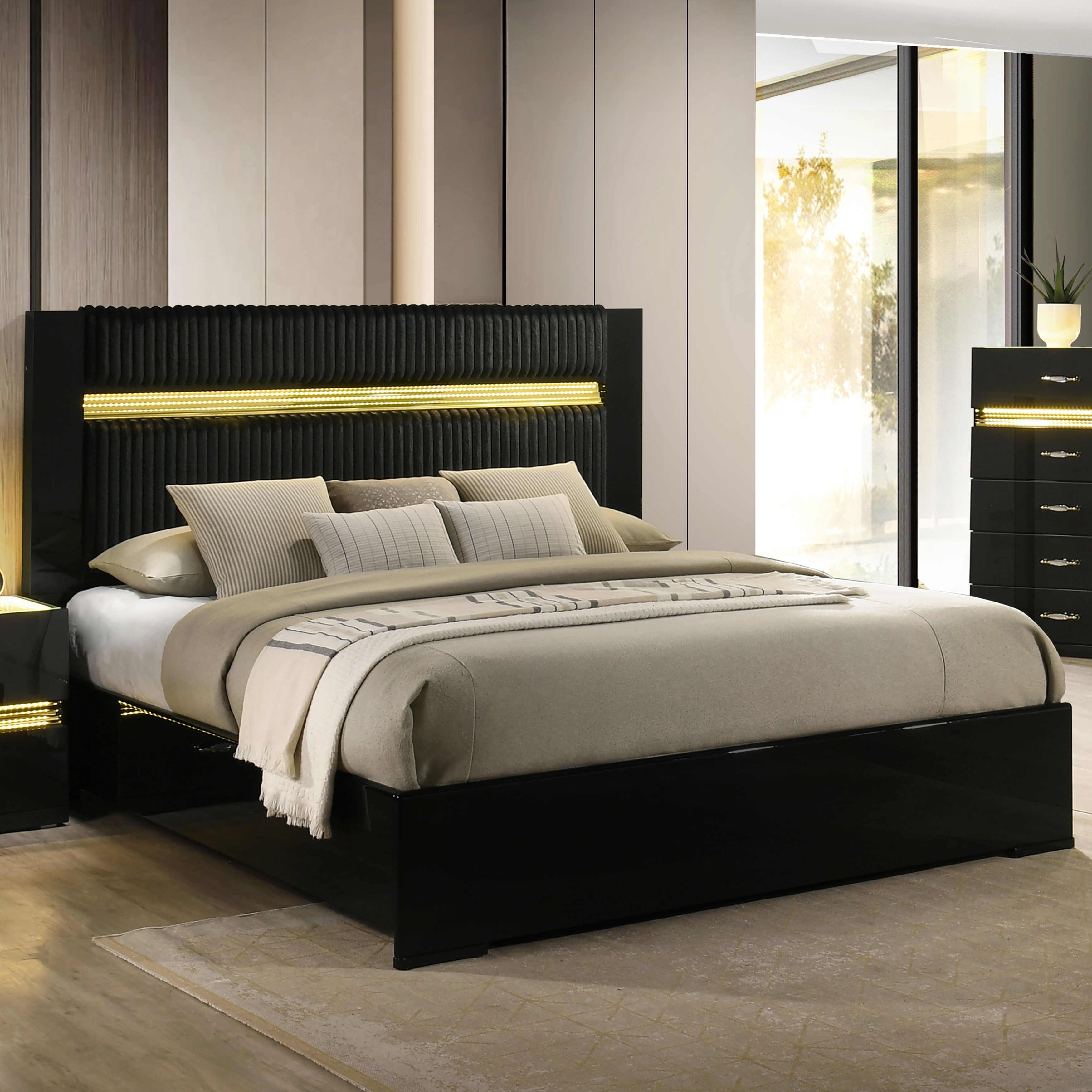 Furniture of America Saven Modern Black Solid Wood Platform Bed with LED Light