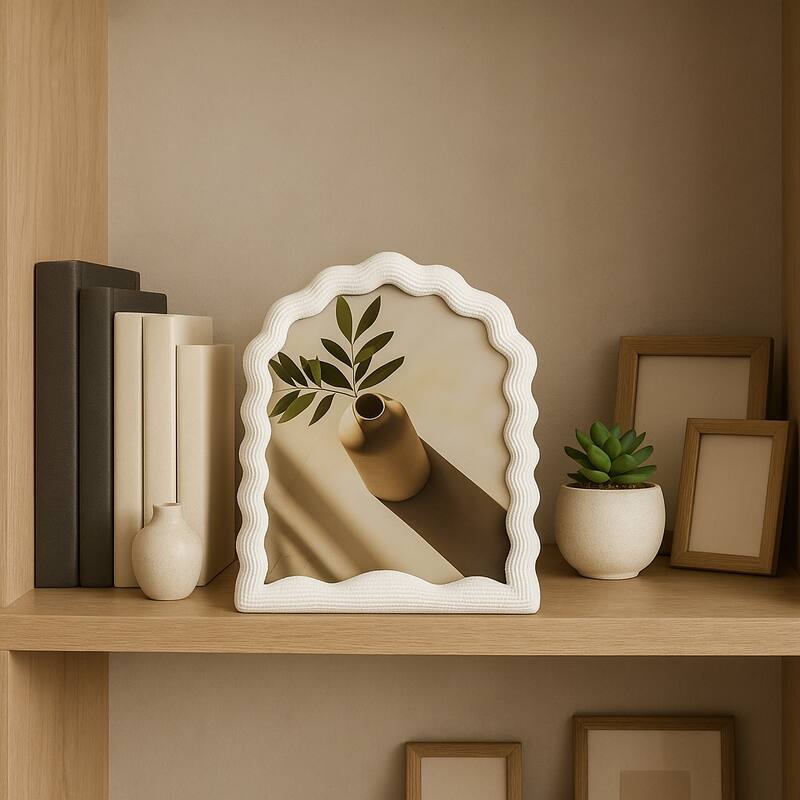 Resin Sculptured Wavy Arch Photo Frame - White