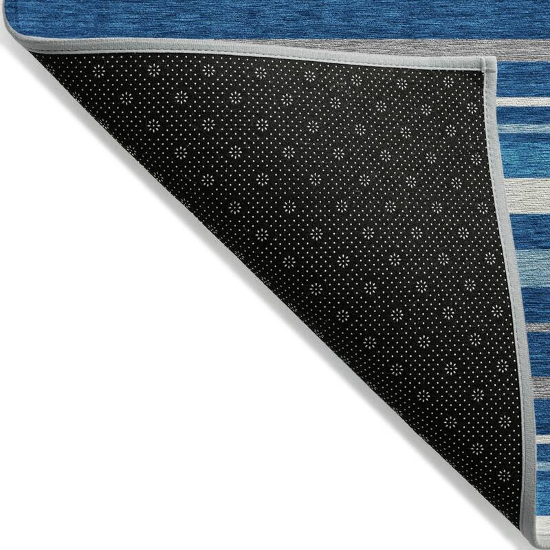 HomeRoots Striped Transitional Rectangle Outdoor Rug