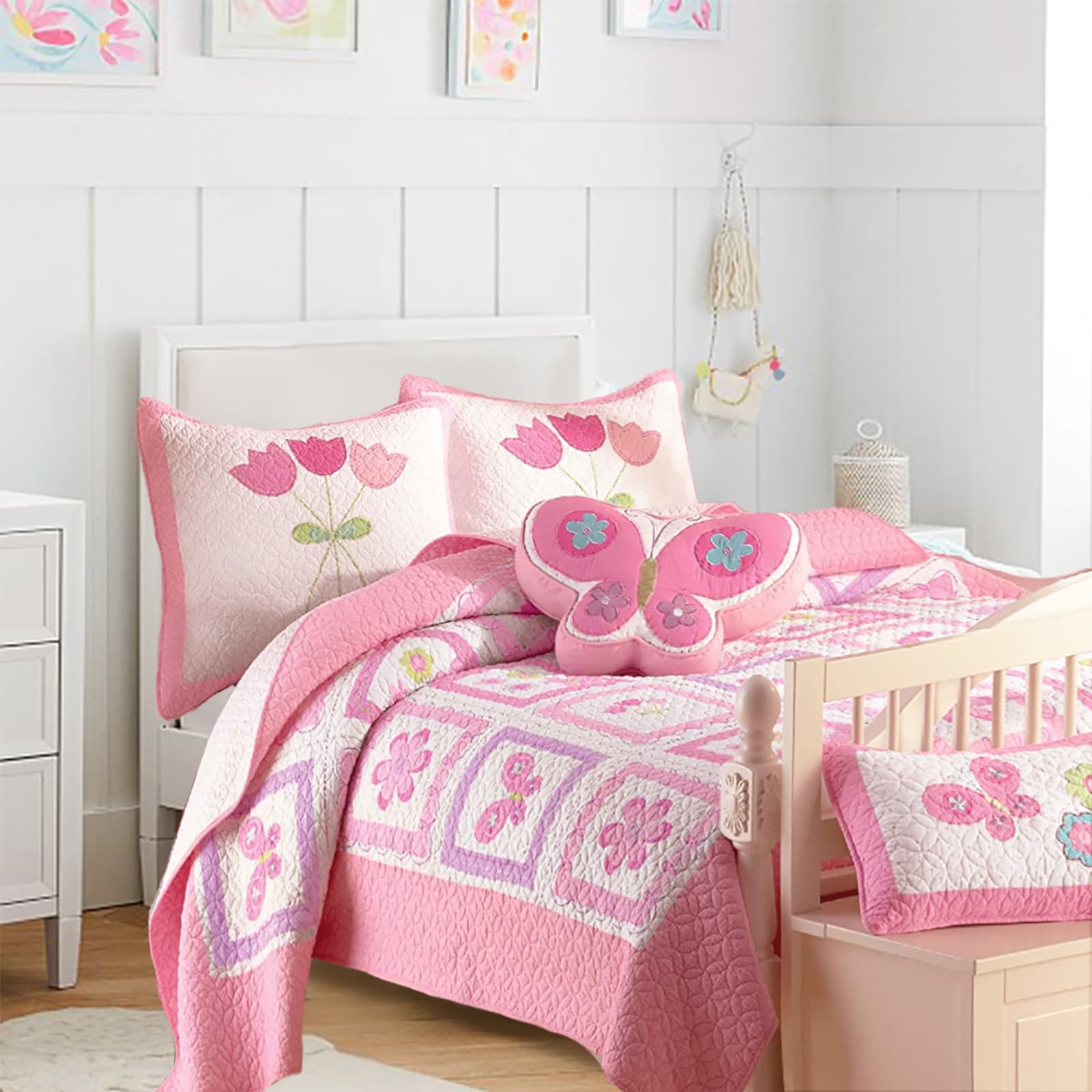 Butterfly Flower Twin 4-Piece Quilt Set with Decorative Pillows