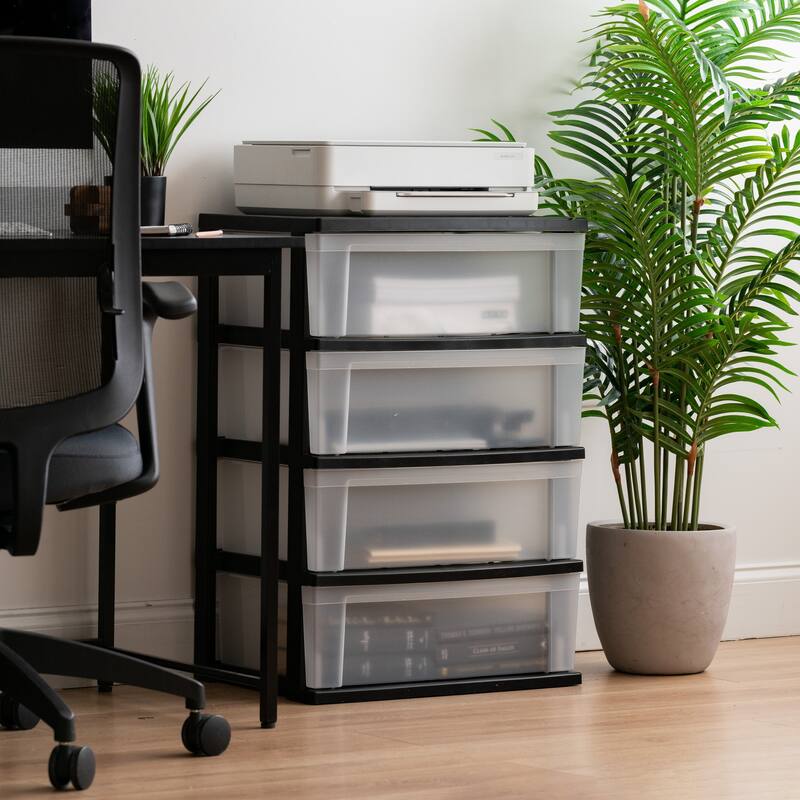 IRIS USA® Nesting Stacking Wide Chest 29 Qt - Black