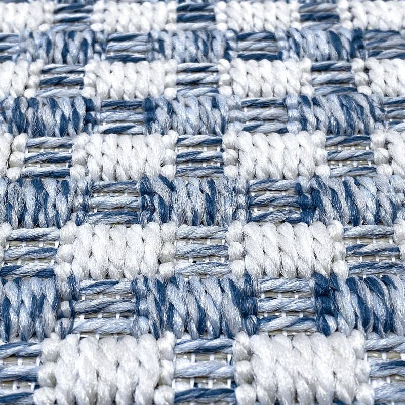 Dennis Coastal Windowpane Indoor/Outdoor Area Rug