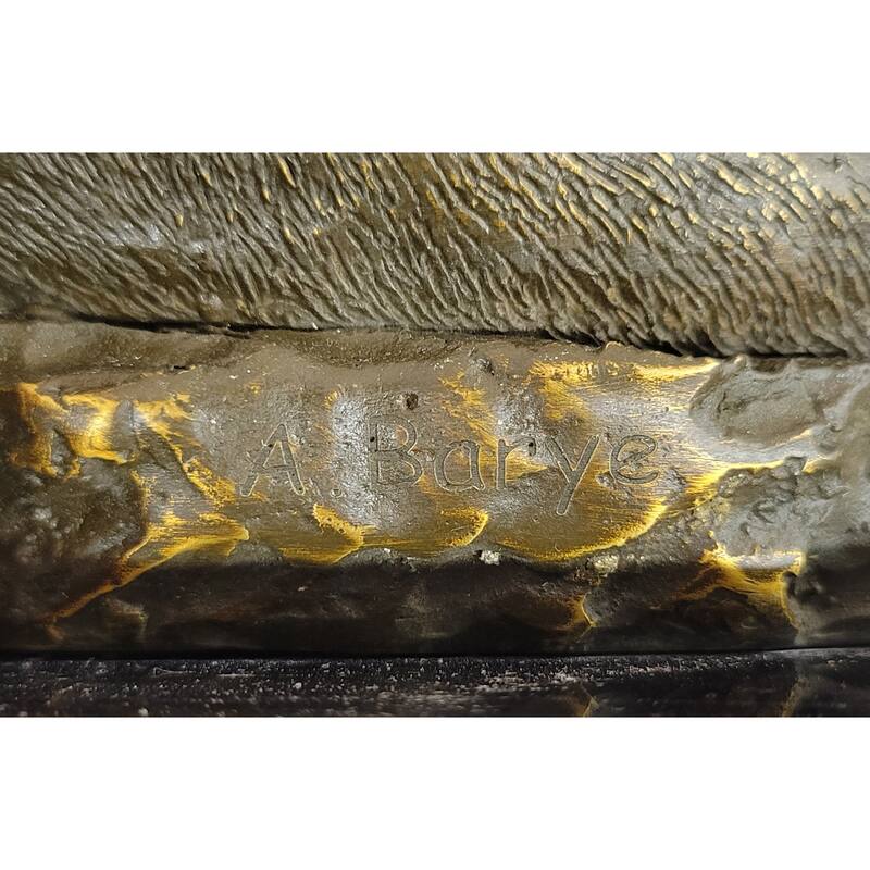 Bronze Reclining Imitative Lion Statue Majestic Wildlife Sculpture Decor