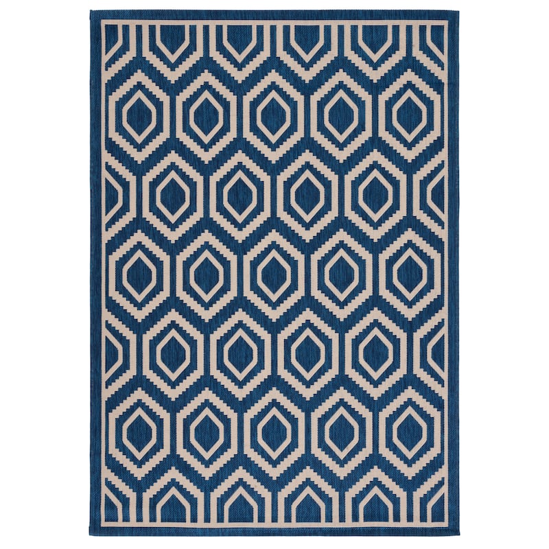 SAFAVIEH Courtyard Carolee Indoor/ Outdoor Patio Backyard Rug